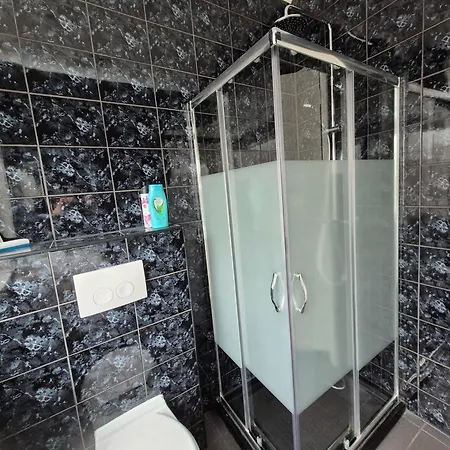 Slijterij アパート *